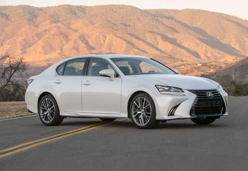 Lexus Việt Nam triệu hồi xe vì lỗi rò rỉ nhiên liệu